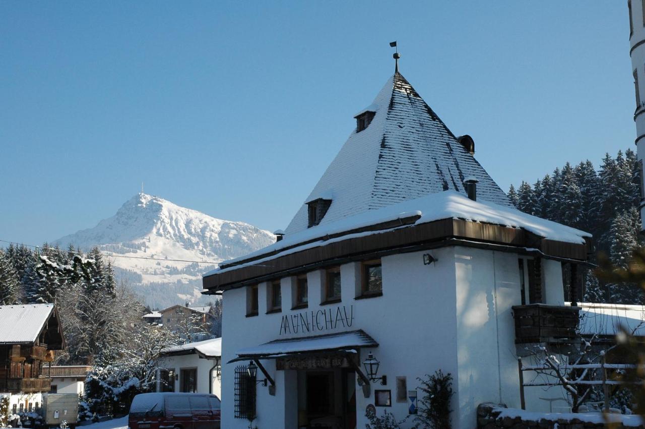 Schloss Muenichau 라이스베이키츠부헬 외부 사진