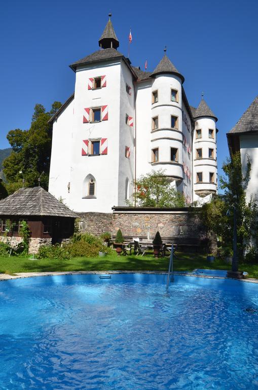 Schloss Muenichau 라이스베이키츠부헬 외부 사진