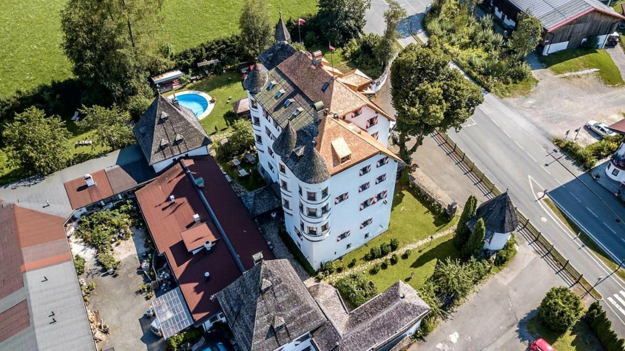 Schloss Muenichau 라이스베이키츠부헬 외부 사진